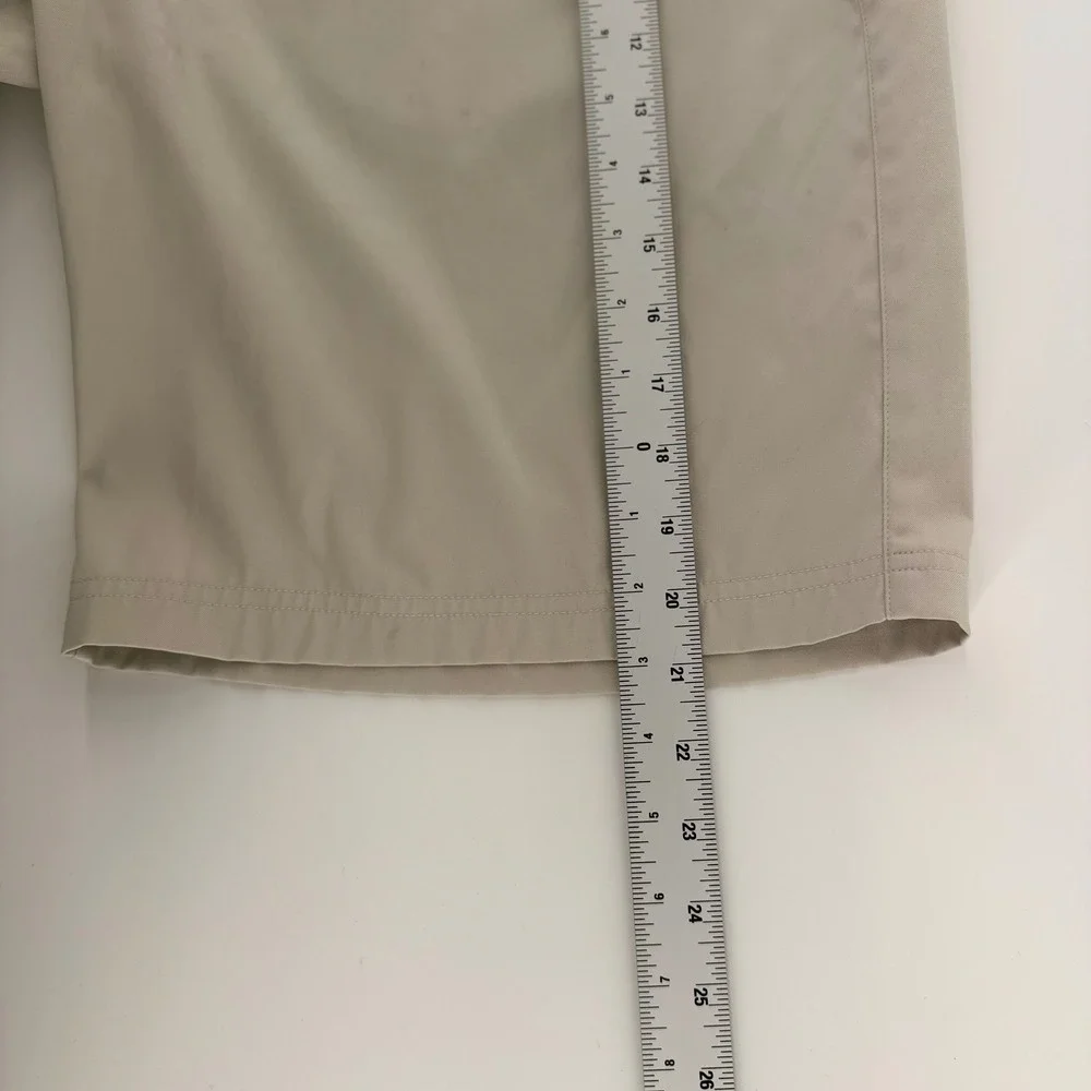 Nike Golf Tour Performance Dri-FIT Shorts Tan Beige Mens 36‎ Active Sporty